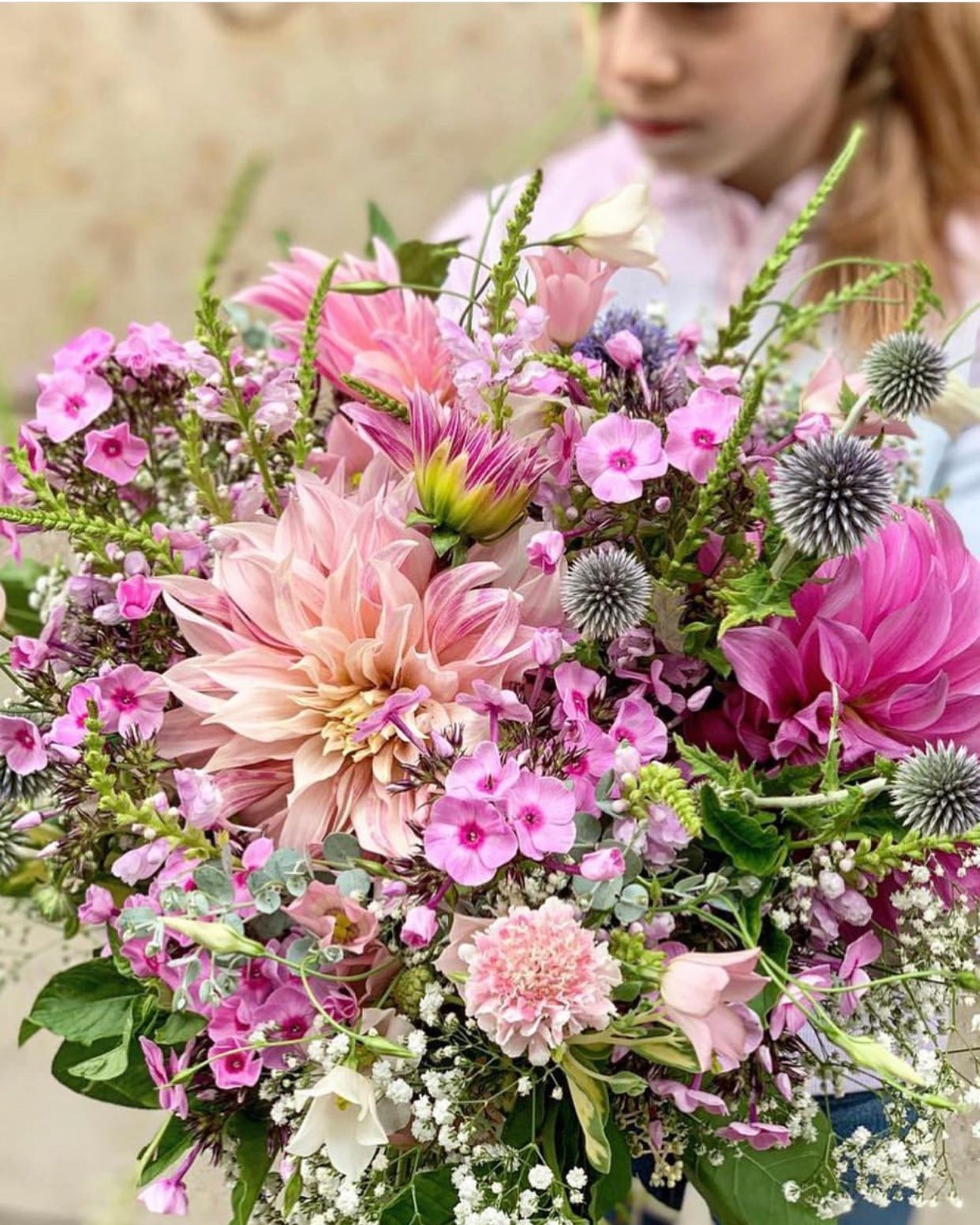 Púder-Rózsaszín virágcsokor